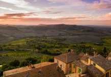 What do Tuscany Escorted Tours entail