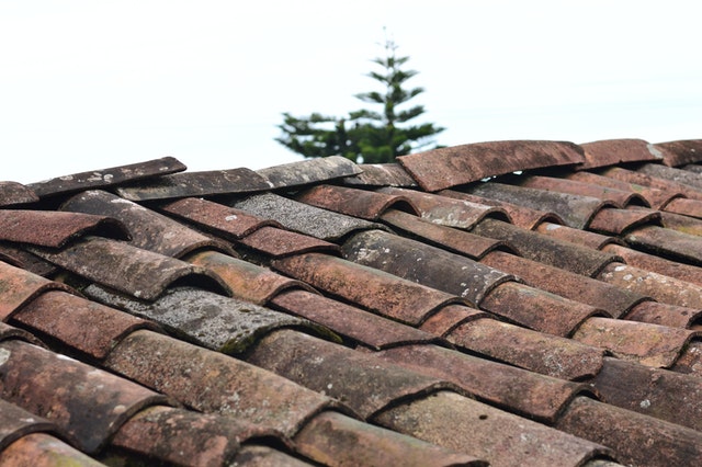 Roof tile recycler