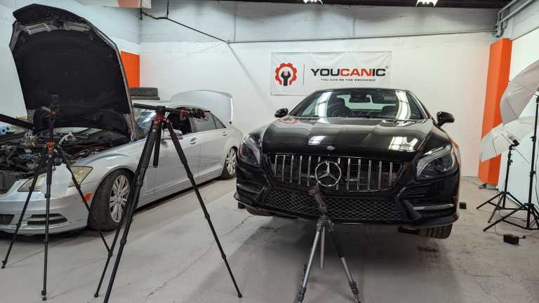 The revolutionary impact of YOUCANIC on Aussie DIY car maintenance and repair: accessible anywhere, anytime